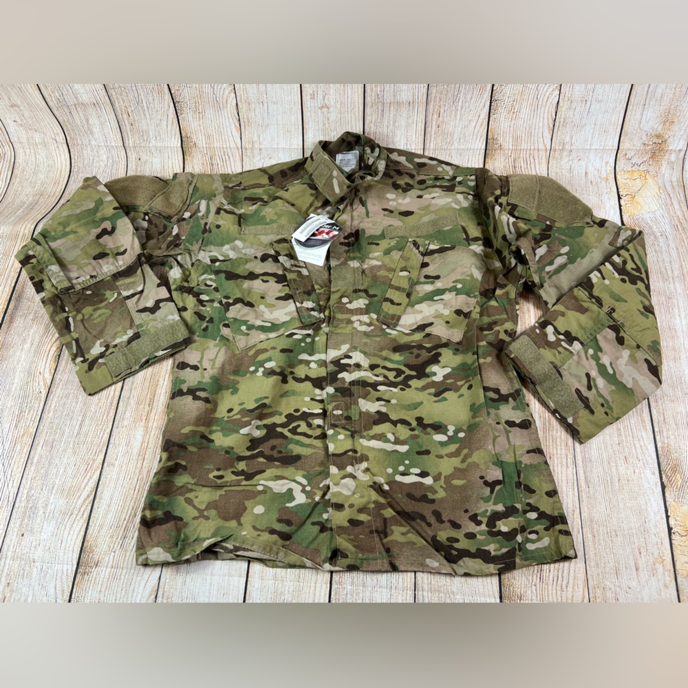 NWT Army Combat Jacket Multicam Flame Resistant Uniform Coat Size Medium Long